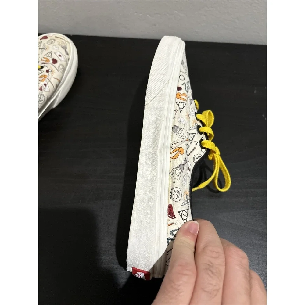 Vans Limited Edition Harry Potter Classic Slip-On Shoes Marauder's Map M 4.5 W 6